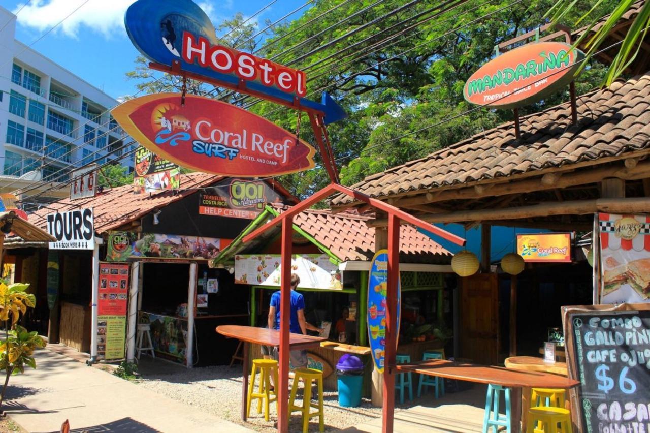 Coral Reef Surf Hostel And Camp Tamarindo Exterior foto
